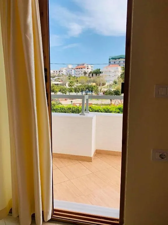 ***  Mintt Hotel كساميل ألبانيا