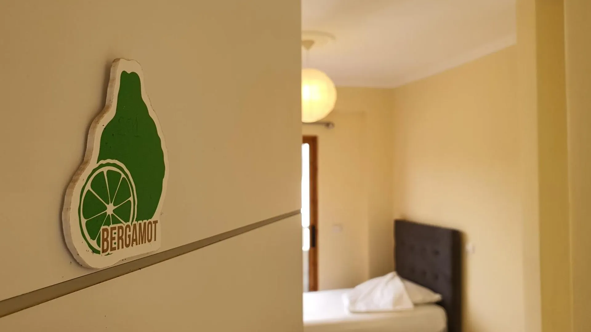 Mintt Hotel كساميل